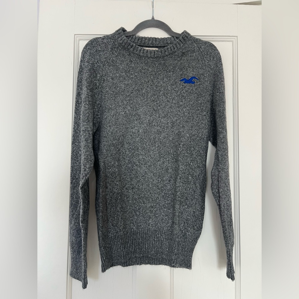 Gray Men’s Vintage Hollister Sweater